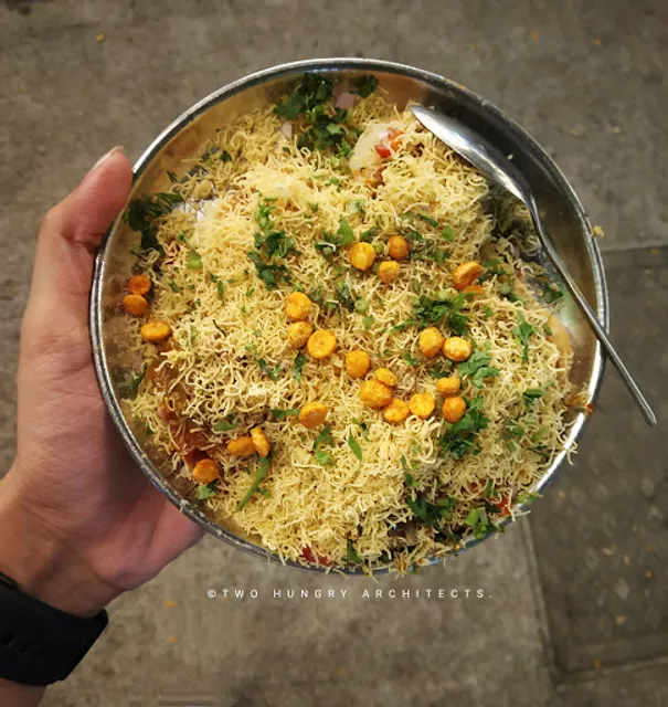 Gupta Bhelpuri and Cold Drink Centre