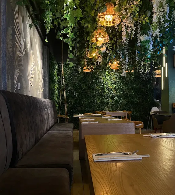 Massazi Asian Restaurant