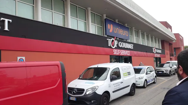 Unieuro DASTEL di Villa Guardia