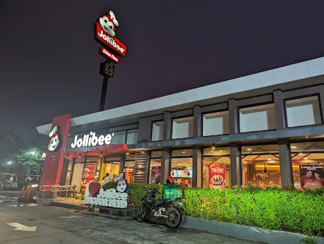Jollibee - Bacoor Blvd.