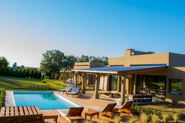 Refugios de Victoria Hotel