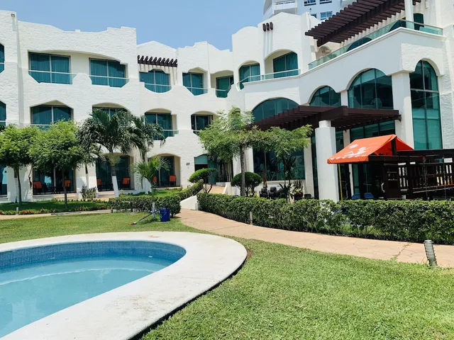 PLAYA CARACOL HOTEL & SPA