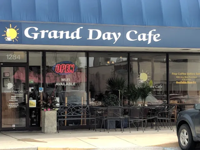 Grand Day Cafe