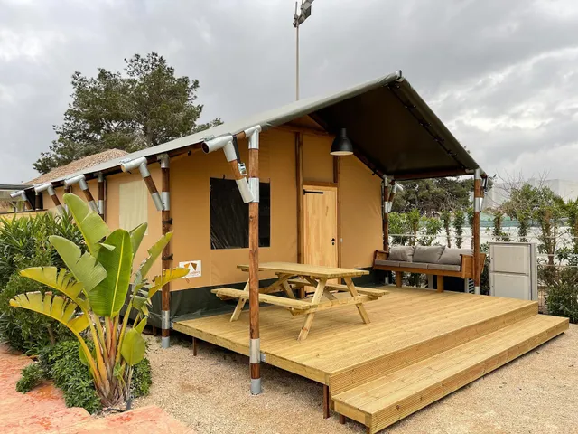 Devesa Gardens Camping & Resort