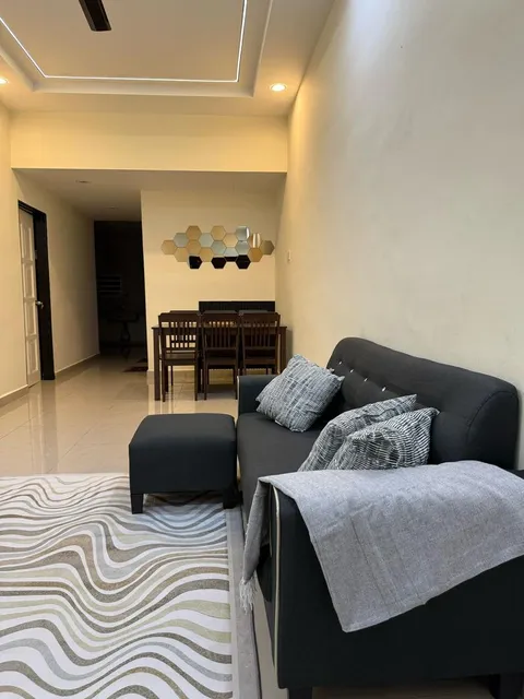 Luna De Haus (Homestay)