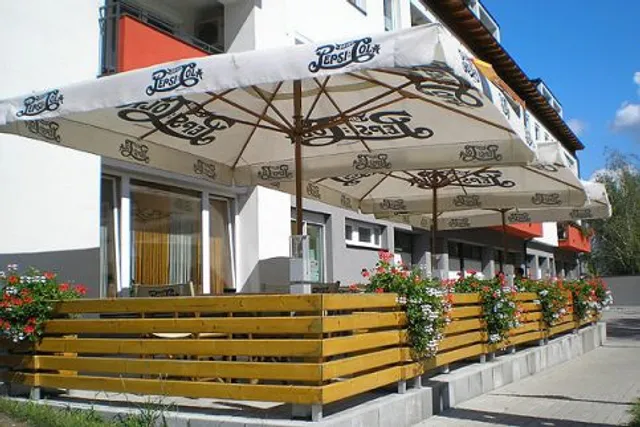 Csekő Cukrászda és Gyorsétterem