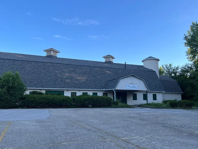 Playcrafters Barn Theatre