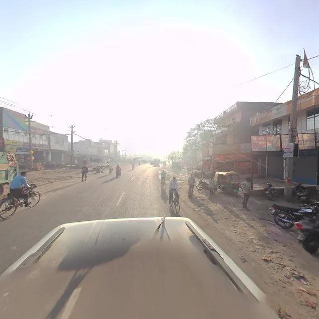 OYO Flagship 68712 Hotel Royal King