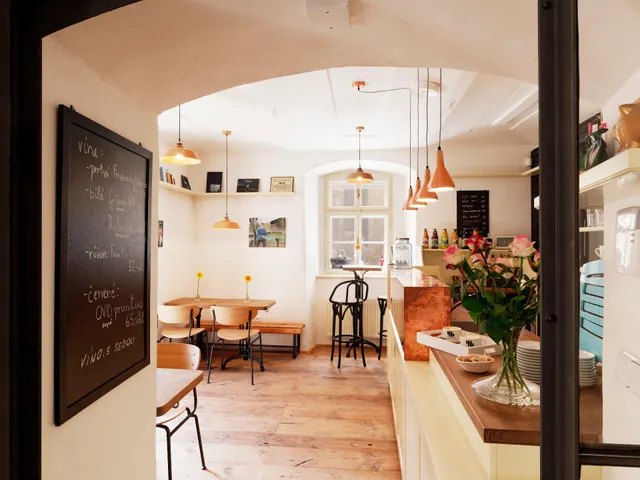 Bonviván Apartments & Caffè