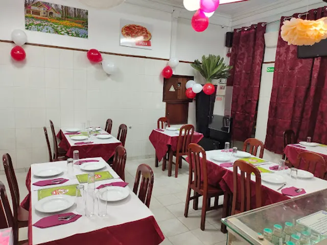 GOLDEN ITALIAN RESTAURANTE ||