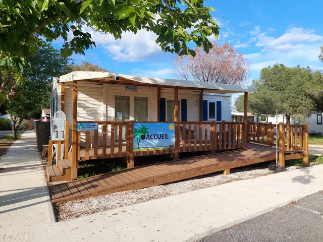 Camping Les Roches d'Agde - Calme, Piscine & Snack - Grau d'Agde, Cap d'Agde