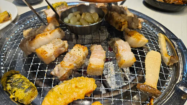 명륜진사갈비 조례점