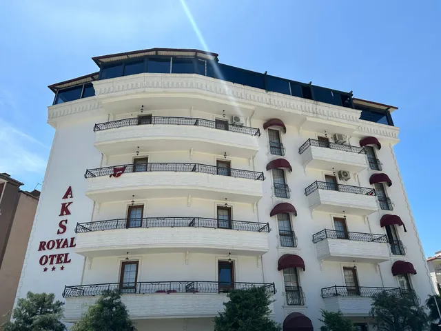 AKS Royal Otel