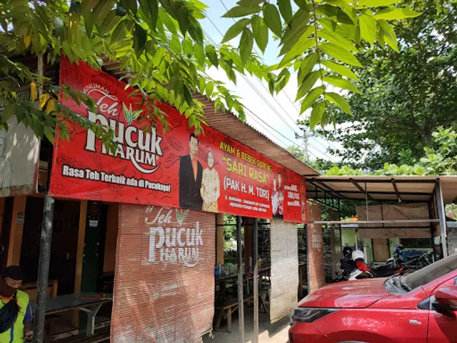 Ayam & Bebek Goreng "Sari Rasa" (Pak Thori)