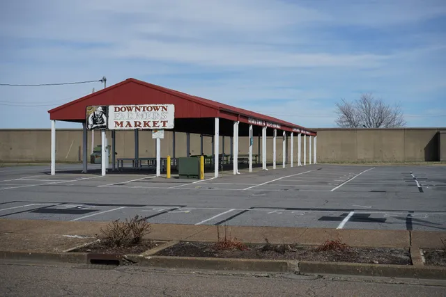 Downtown Paducah Farmer Market
