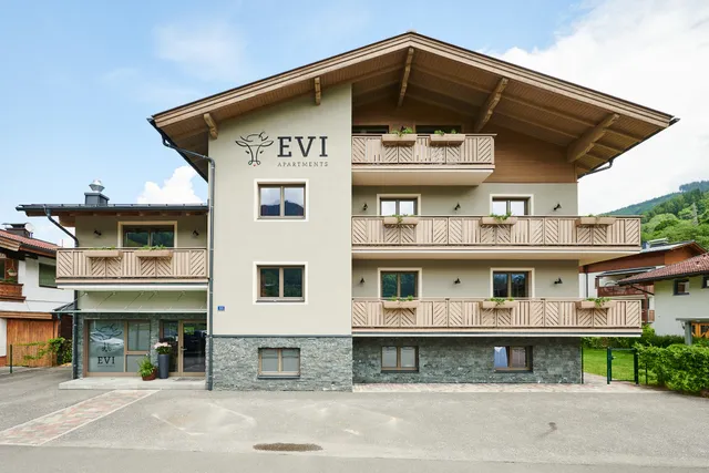 EVI APARTMENTS