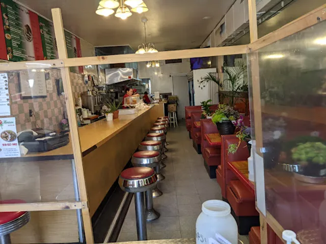 Las Brisas Restaurant