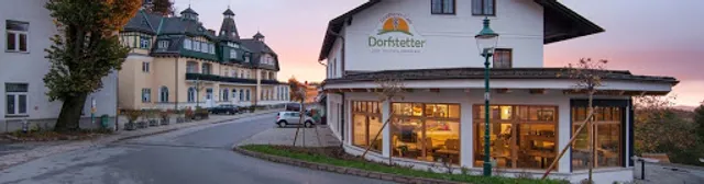 Cafe-Bäckerei-Lebensmittel Dorfstetter