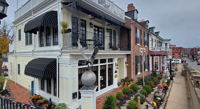 Olivia's Bridge Street Inn