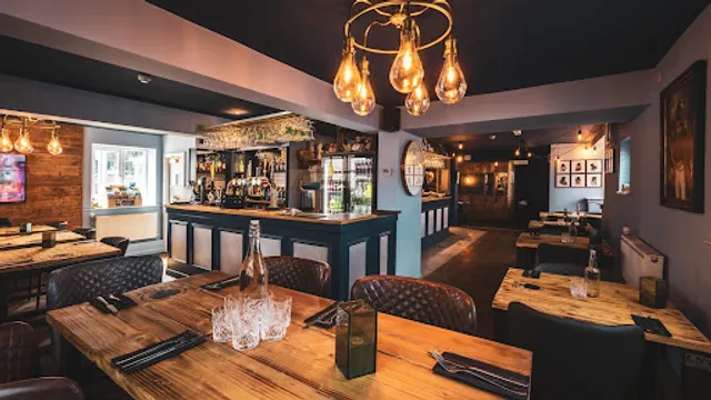 The Oak Tree Inn - Meze & Grill