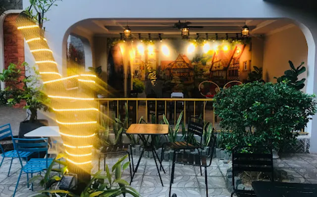 Emily Coffee and Milk tea