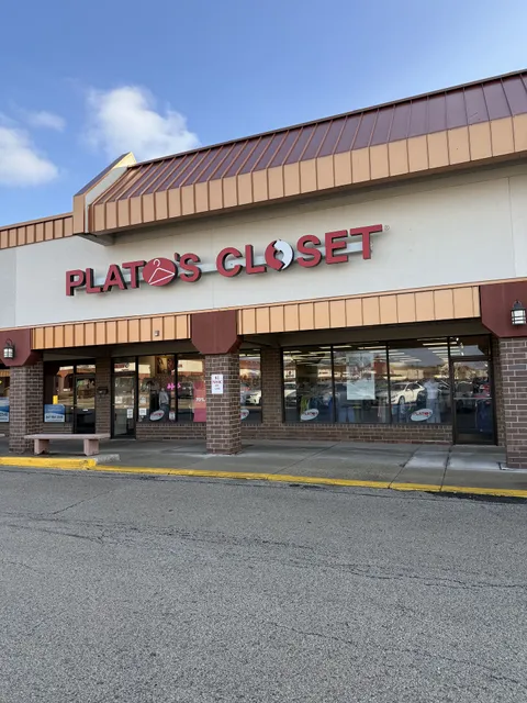 Plato's Closet Libertyville