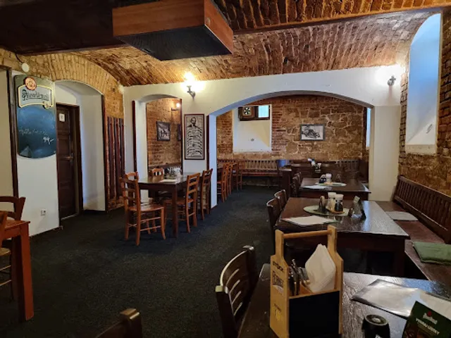 Restaurace Ve Dvoře