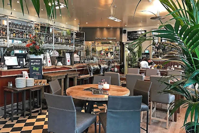 Cafe & Bar Celona Leer