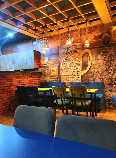 Chai Sutta Bar - CHAI, COFFEE, BURGER, PIZZA NEAR ME - Best cafe in MEERUT