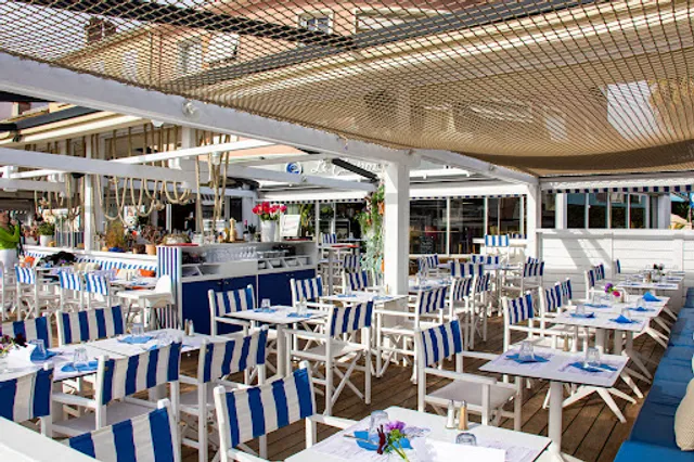 LE CLAPOTIS - Restaurant