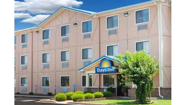 Days Inn by Wyndham Dyersburg