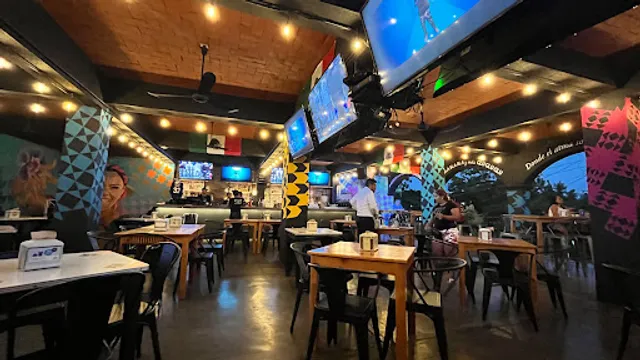 Restaurant sport bar Bie'che en Huatulco