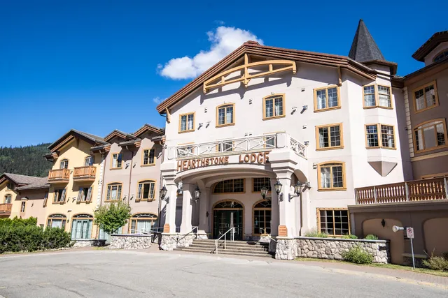 Hearthstone Lodge