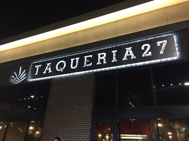 Taqueria 27 Fashion Place