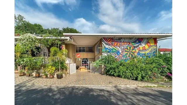 OYO 89932 Dd Homestay