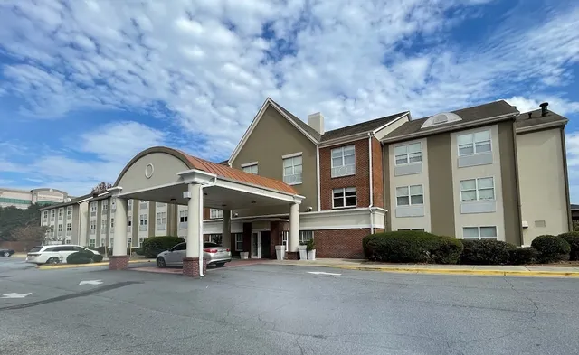 Holiday Inn Express Alpharetta - Roswell by IHG