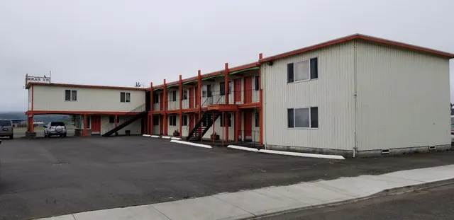 Chen's Restaurant & Motel