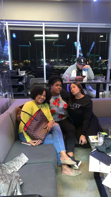 Corte Tropical Dominican Salon & Barber Shop #1