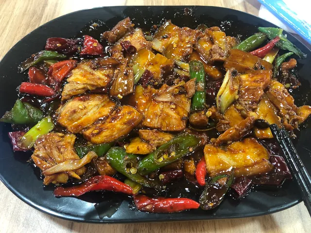 大嘴巴麻辣香锅