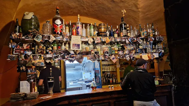 Bar Risto "Grotte di Nerone" di Tacca G. C. Snc