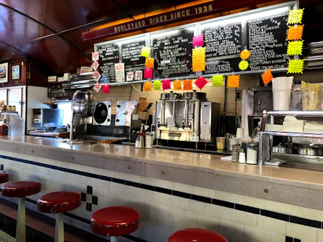 Boulevard Diner