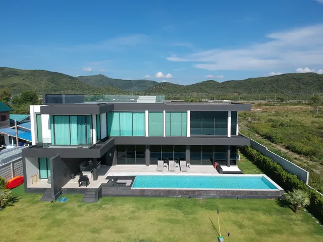 Astral Villa Beachfront Hua Hin – Kui Buri พูลวิลล่าหัวหิน-กุยบุรีติดทะเล