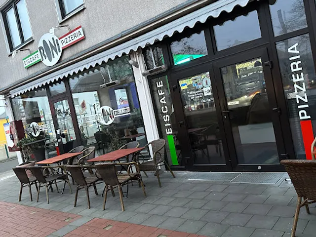 Eiscafé & Pizzeria RONI