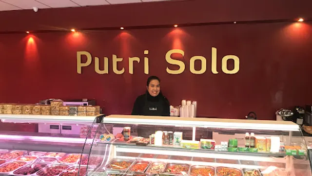 Putri Solo