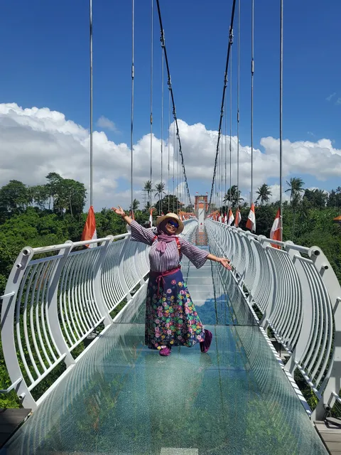 Blangsingah Glass Bridge