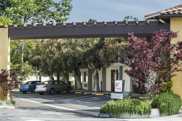 Mission Inn & Suites