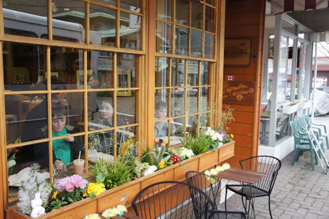 Seaside Village Cafe