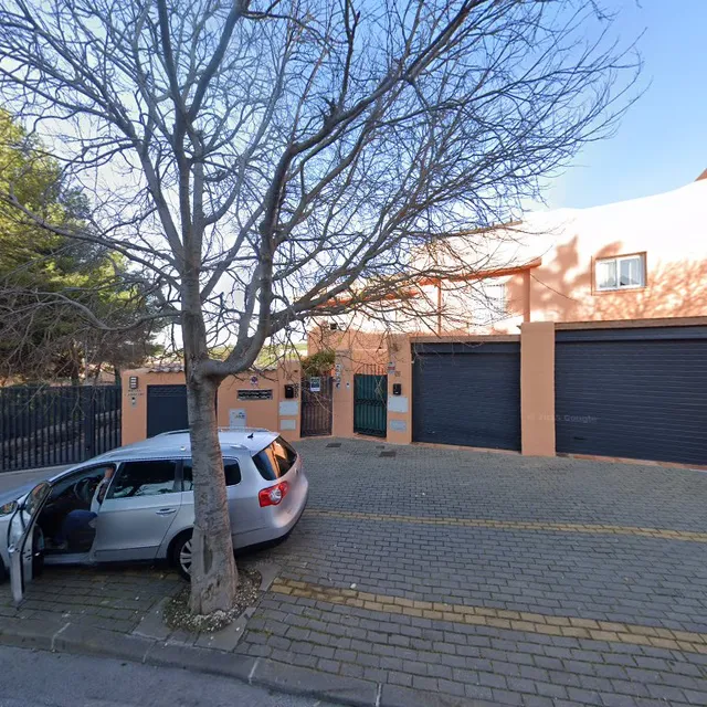 Marbella Deluxe rooms in Royal Cabopino Townhouse