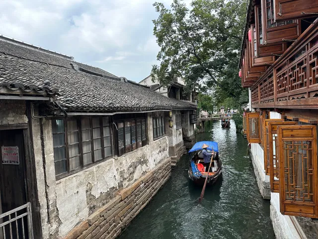 Ancient Town Zhouzhuang Tourism Consultation Services