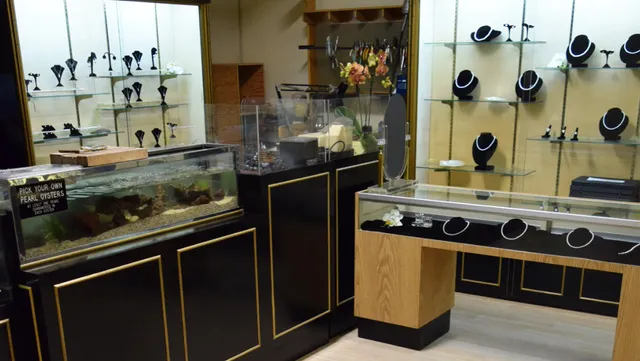 Kochiya Pearls & Gems